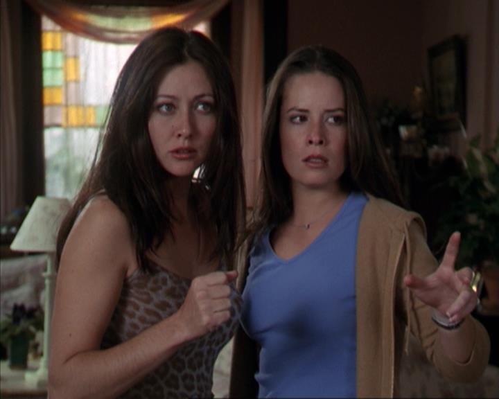 Charmed-Online-dot-net_309SleuthingWithTheEnemy0630.jpg