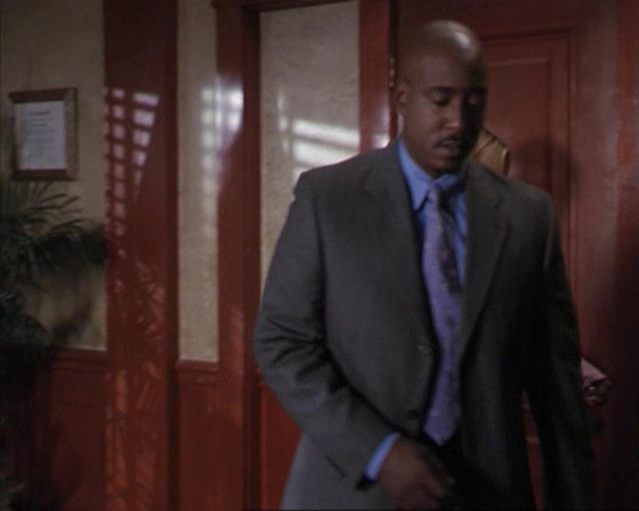 Charmed-Online-dot-net_309SleuthingWithTheEnemy0737.jpg