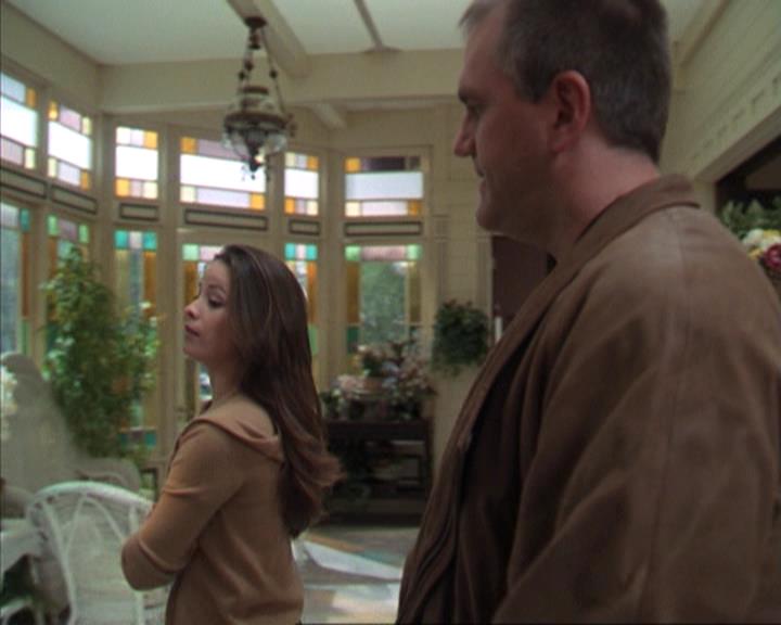 Charmed-Online-dot-net_309SleuthingWithTheEnemy0751.jpg