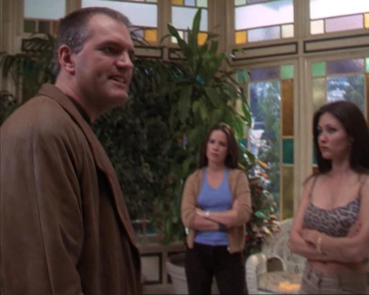 Charmed-Online-dot-net_309SleuthingWithTheEnemy0794.jpg