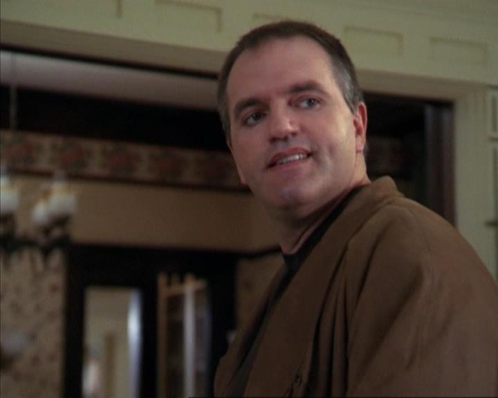 Charmed-Online-dot-net_309SleuthingWithTheEnemy0807.jpg