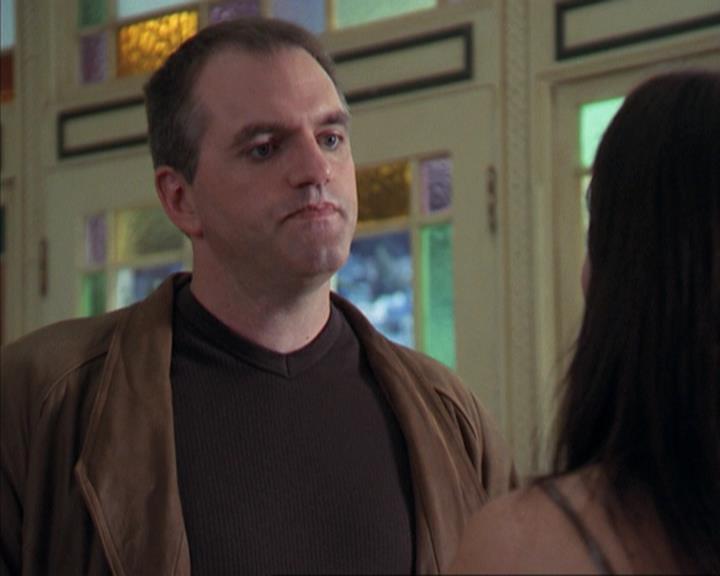 Charmed-Online-dot-net_309SleuthingWithTheEnemy0822.jpg