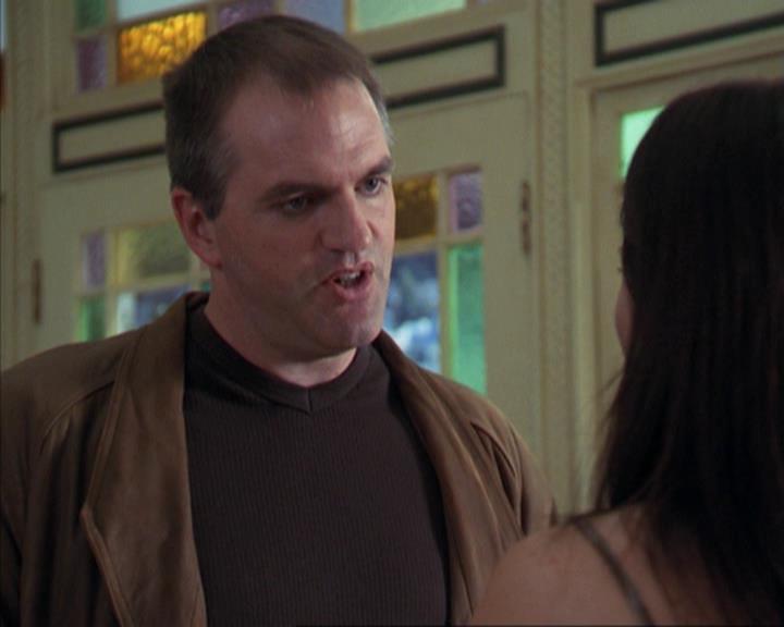 Charmed-Online-dot-net_309SleuthingWithTheEnemy0833.jpg