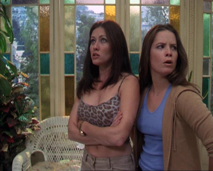 Charmed-Online-dot-net_309SleuthingWithTheEnemy0866.jpg