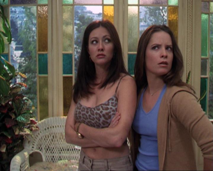 Charmed-Online-dot-net_309SleuthingWithTheEnemy0867.jpg