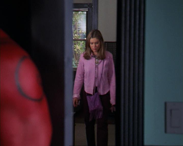 Charmed-Online-dot-net_309SleuthingWithTheEnemy0938.jpg