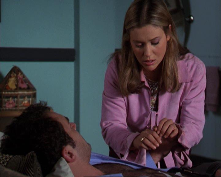 Charmed-Online-dot-net_309SleuthingWithTheEnemy1001.jpg