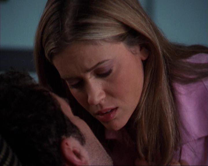 Charmed-Online-dot-net_309SleuthingWithTheEnemy1071.jpg