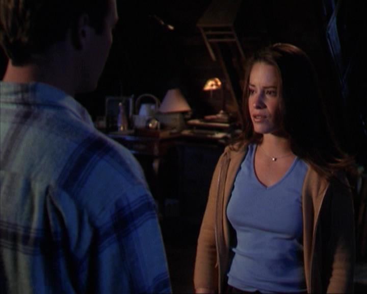 Charmed-Online-dot-net_309SleuthingWithTheEnemy1116.jpg