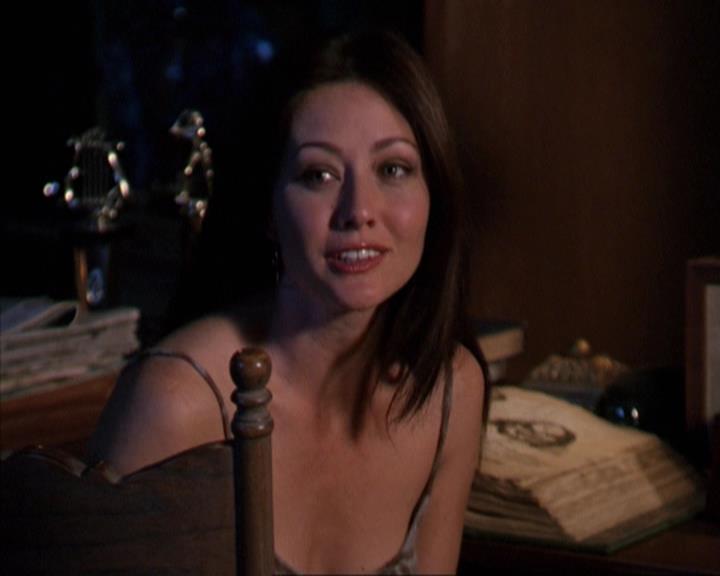 Charmed-Online-dot-net_309SleuthingWithTheEnemy1126.jpg