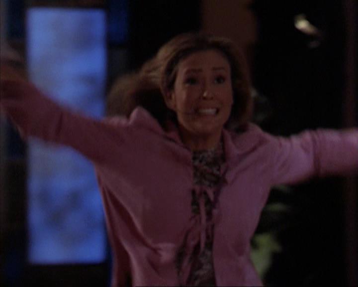 Charmed-Online-dot-net_309SleuthingWithTheEnemy1185.jpg