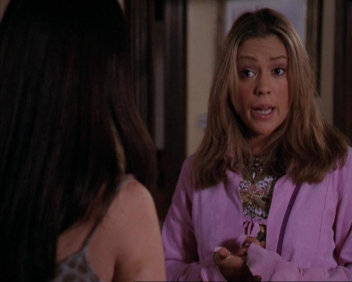 Charmed-Online-dot-net_309SleuthingWithTheEnemy1245.jpg Charmed-Online-dot-net_309SleuthingWithTheEnemy1245.jpg