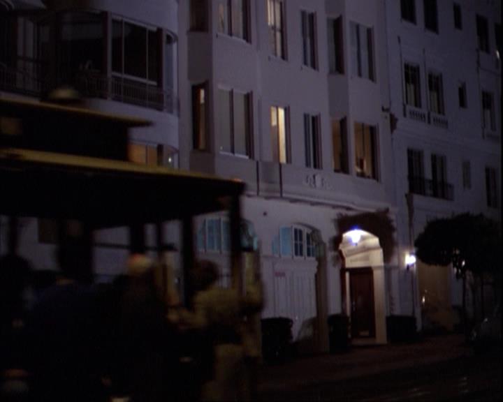 Charmed-Online-dot-net_309SleuthingWithTheEnemy1265.jpg