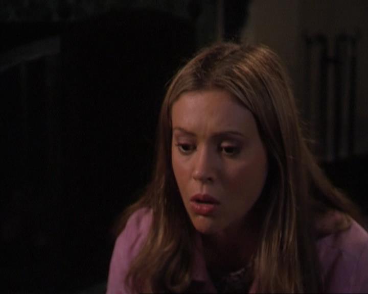 Charmed-Online-dot-net_309SleuthingWithTheEnemy1355.jpg