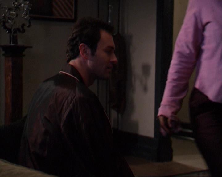 Charmed-Online-dot-net_309SleuthingWithTheEnemy1413.jpg