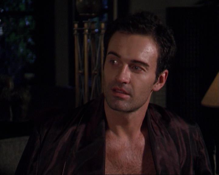 Charmed-Online-dot-net_309SleuthingWithTheEnemy1418.jpg