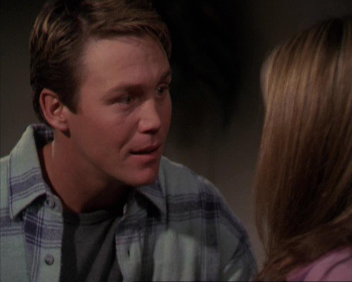 Charmed-Online-dot-net_309SleuthingWithTheEnemy1447.jpg