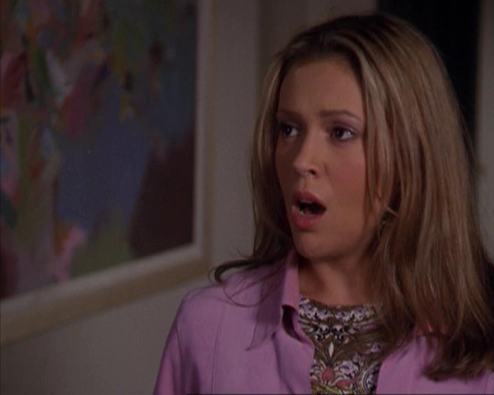 Charmed-Online-dot-net_309SleuthingWithTheEnemy1484.jpg