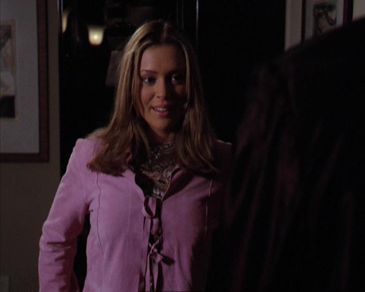 Charmed-Online-dot-net_309SleuthingWithTheEnemy1501.jpg