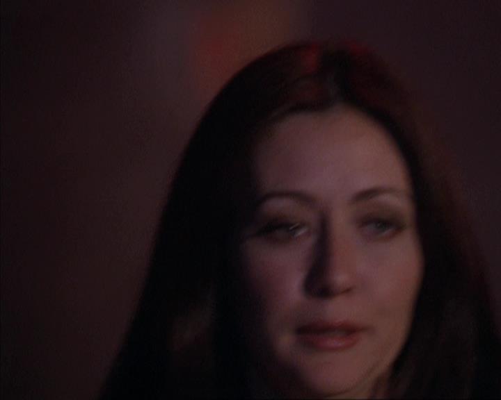 Charmed-Online-dot-net_309SleuthingWithTheEnemy1524.jpg