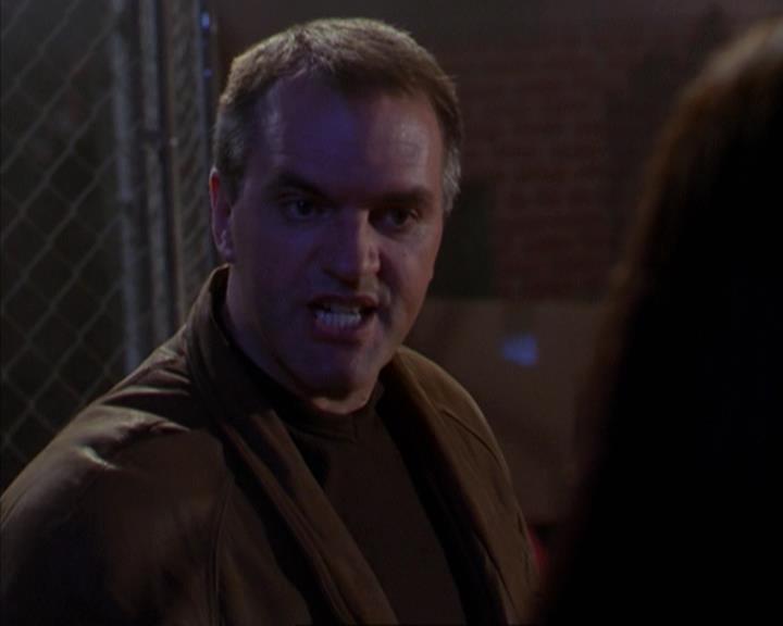 Charmed-Online-dot-net_309SleuthingWithTheEnemy1596.jpg