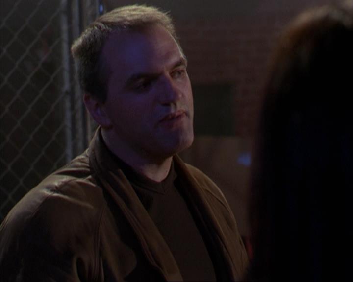 Charmed-Online-dot-net_309SleuthingWithTheEnemy1608.jpg