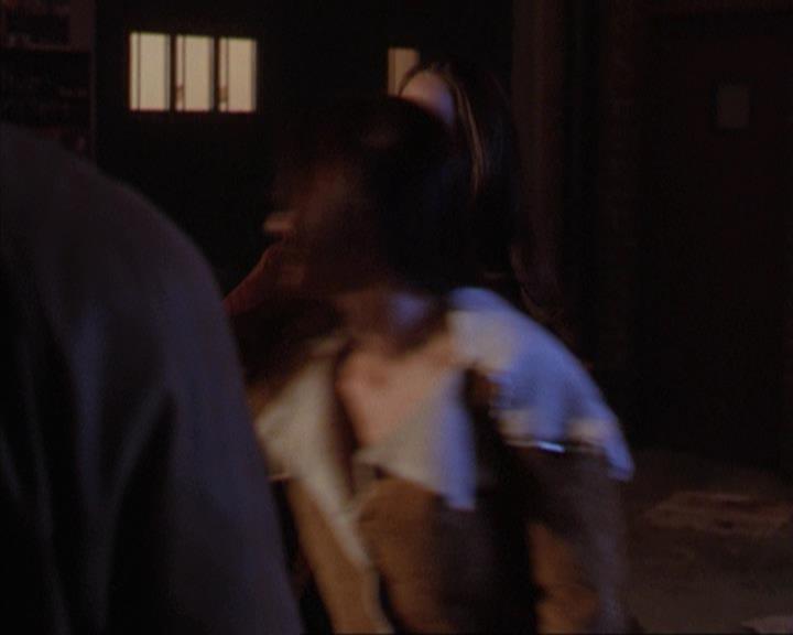 Charmed-Online-dot-net_309SleuthingWithTheEnemy1617.jpg