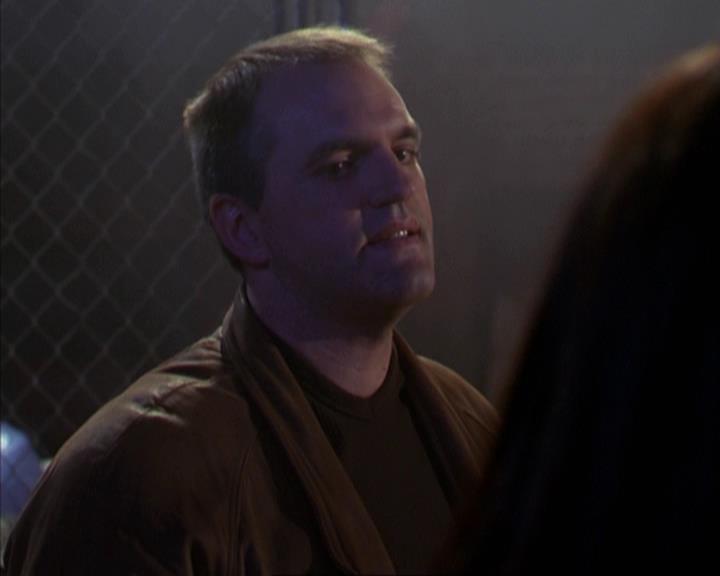 Charmed-Online-dot-net_309SleuthingWithTheEnemy1628.jpg