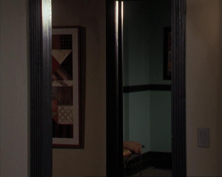 Charmed-Online-dot-net_309SleuthingWithTheEnemy1674.jpg