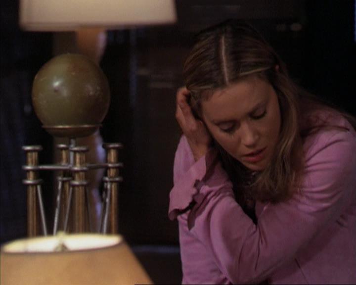 Charmed-Online-dot-net_309SleuthingWithTheEnemy1689.jpg