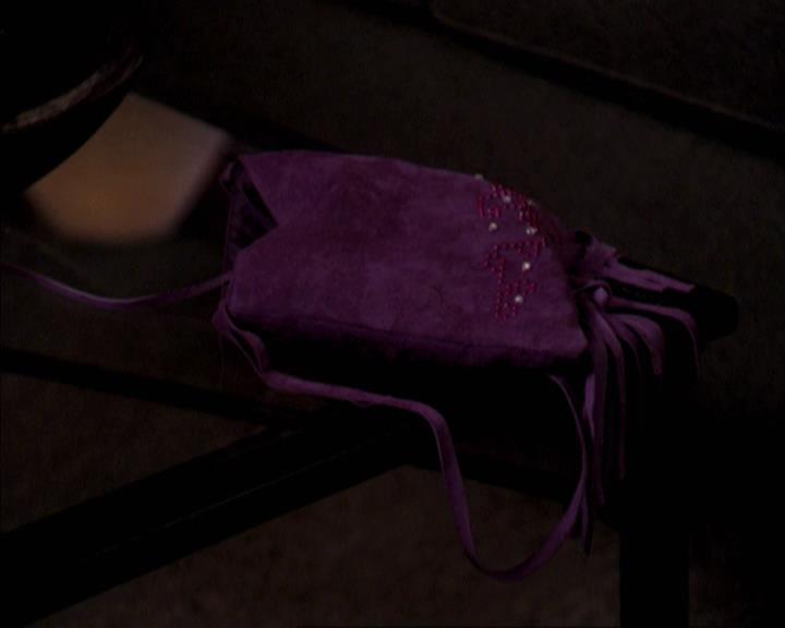 Charmed-Online-dot-net_309SleuthingWithTheEnemy1731.jpg