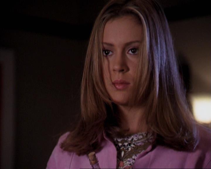 Charmed-Online-dot-net_309SleuthingWithTheEnemy1737.jpg