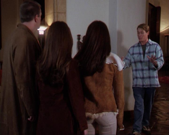 Charmed-Online-dot-net_309SleuthingWithTheEnemy1756.jpg