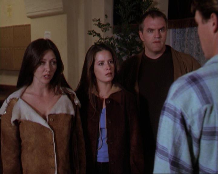 Charmed-Online-dot-net_309SleuthingWithTheEnemy1761.jpg