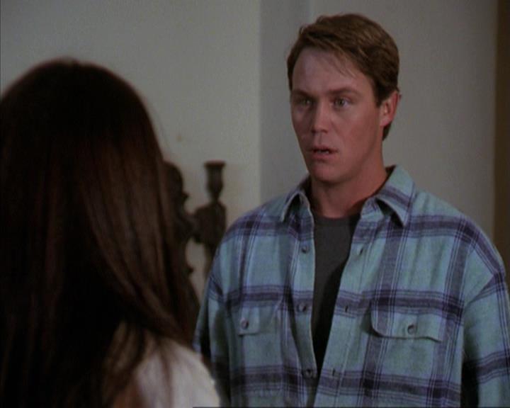 Charmed-Online-dot-net_309SleuthingWithTheEnemy1762.jpg