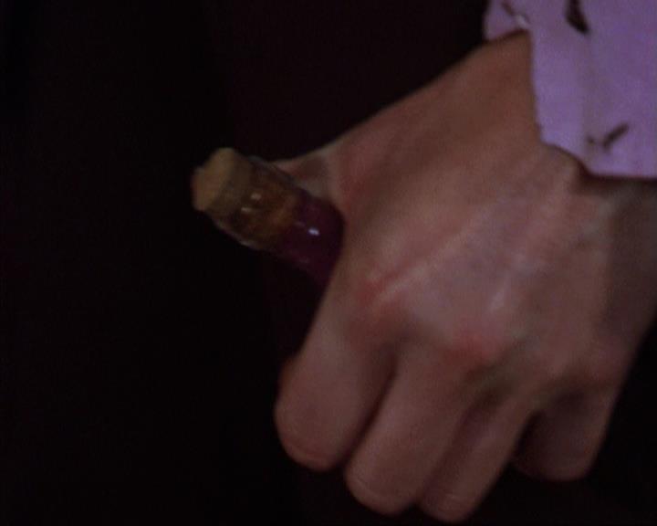 Charmed-Online-dot-net_309SleuthingWithTheEnemy1787.jpg
