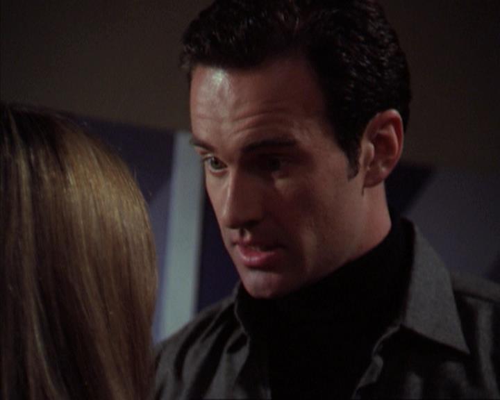 Charmed-Online-dot-net_309SleuthingWithTheEnemy1804.jpg