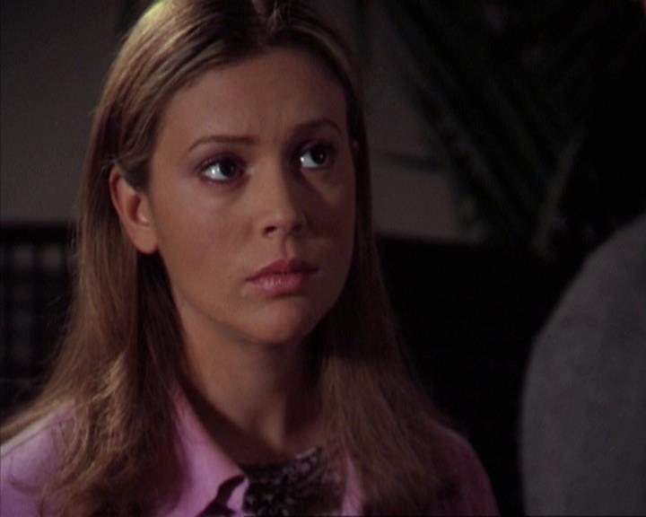 Charmed-Online-dot-net_309SleuthingWithTheEnemy1807.jpg