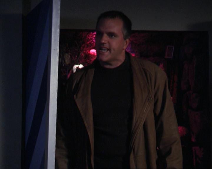 Charmed-Online-dot-net_309SleuthingWithTheEnemy1855.jpg