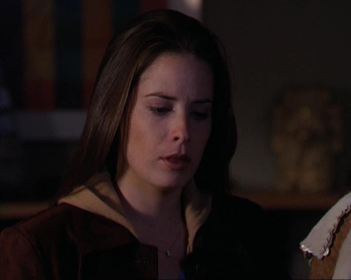 Charmed-Online-dot-net_309SleuthingWithTheEnemy1858.jpg