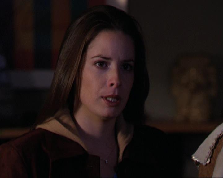 Charmed-Online-dot-net_309SleuthingWithTheEnemy1859.jpg