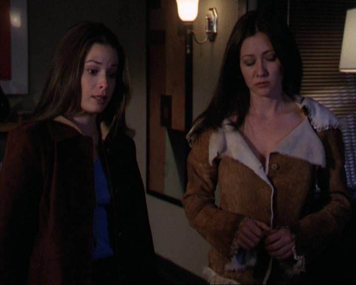 Charmed-Online-dot-net_309SleuthingWithTheEnemy1874.jpg