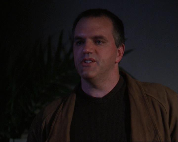 Charmed-Online-dot-net_309SleuthingWithTheEnemy1888.jpg Charmed-Online-dot-net_309SleuthingWithTheEnemy1888.jpg