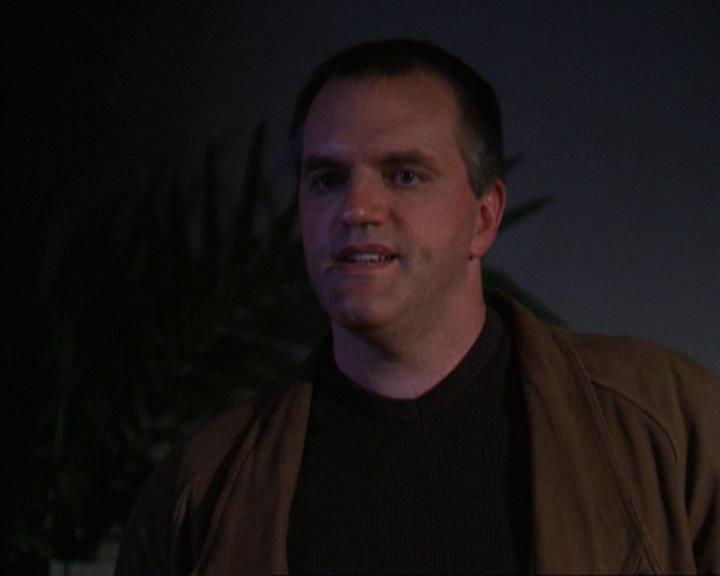 Charmed-Online-dot-net_309SleuthingWithTheEnemy1891.jpg