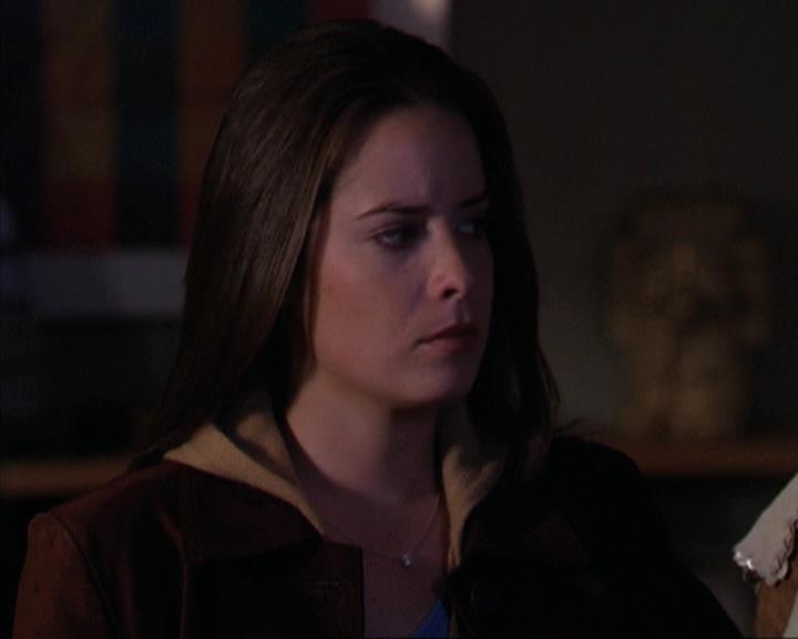 Charmed-Online-dot-net_309SleuthingWithTheEnemy1893.jpg