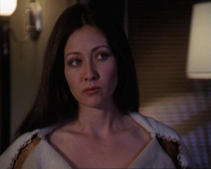 Charmed-Online-dot-net_309SleuthingWithTheEnemy1894.jpg