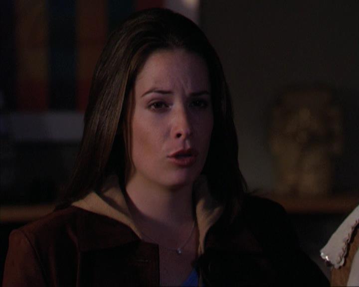 Charmed-Online-dot-net_309SleuthingWithTheEnemy1906.jpg
