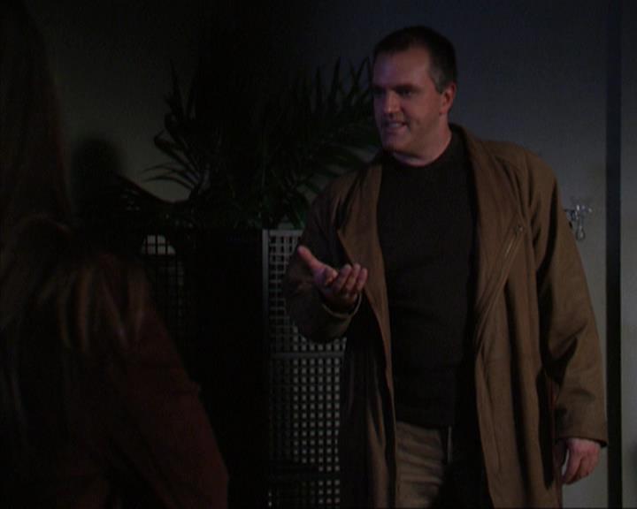 Charmed-Online-dot-net_309SleuthingWithTheEnemy1917.jpg