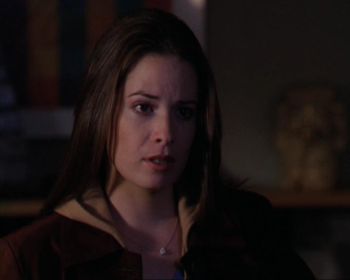 Charmed-Online-dot-net_309SleuthingWithTheEnemy1930.jpg Charmed-Online-dot-net_309SleuthingWithTheEnemy1930.jpg