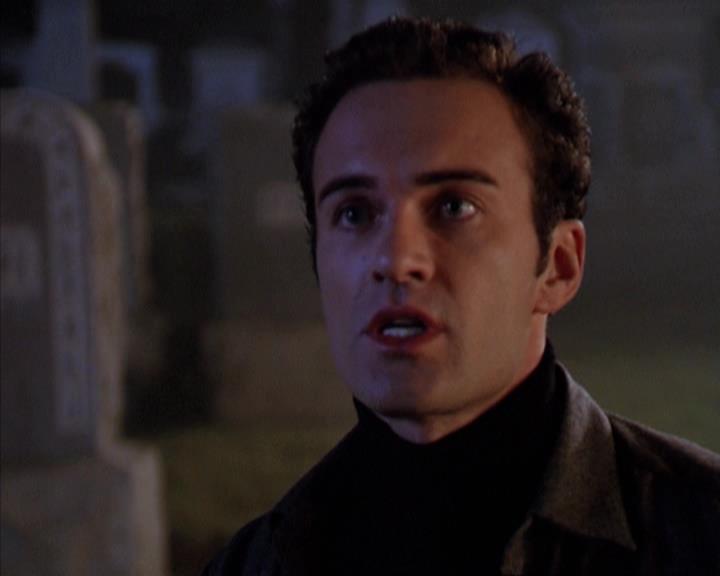 Charmed-Online-dot-net_309SleuthingWithTheEnemy1998.jpg